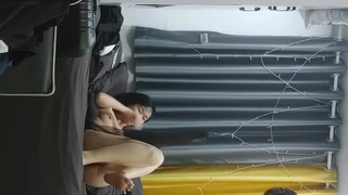 泰国妹大奶妹自摸B直播