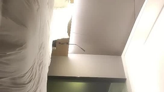 重口慎看！爆射粉嫩肛门，操出大洞内射拔出精液从屁眼流出特写
