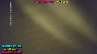 性爱姿势教学户外情侣激情啪啪直播，全程露脸骚女给狼友看，口交大鸡巴燃情小树林